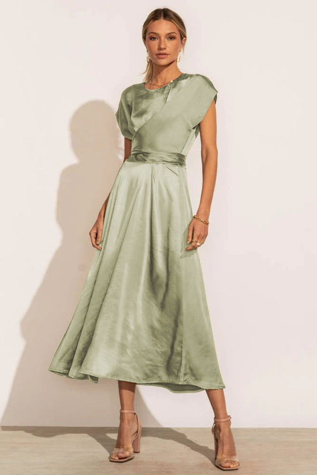 Miss Hollywood Midi Dress