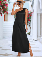 The One Shoulder Silhouette Maxi