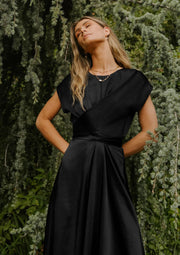 Miss Hollywood Midi Dress